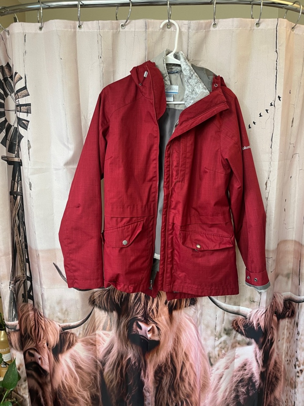 Columbia Red Ski & Snow Jacket